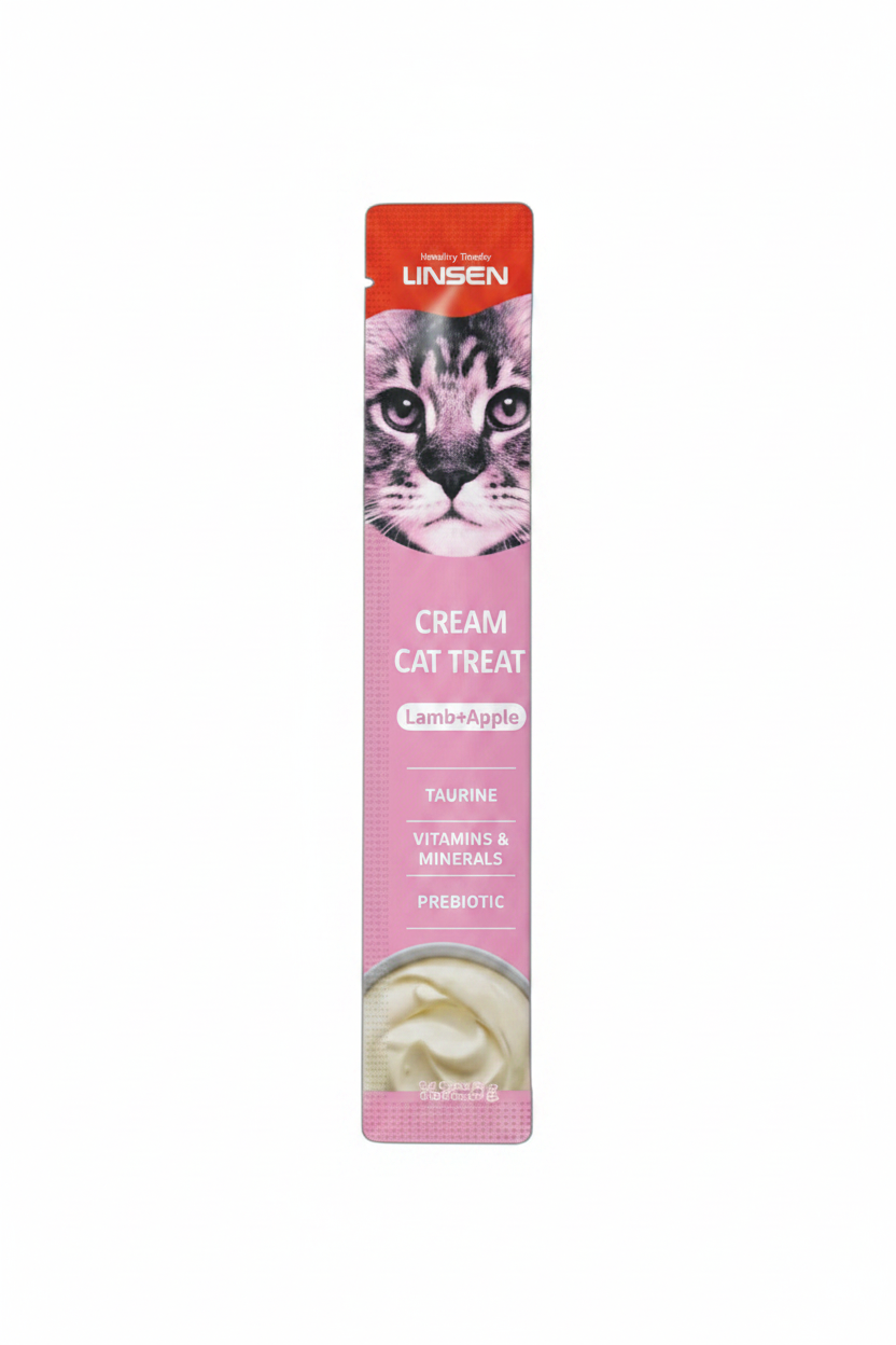 Creamy Cat Treat Lamb and Apple 17g